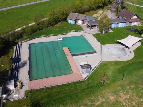 Wie funktioniert eigentlich die biologische Wasseraufbereitung im Naturbad Maschwanden?